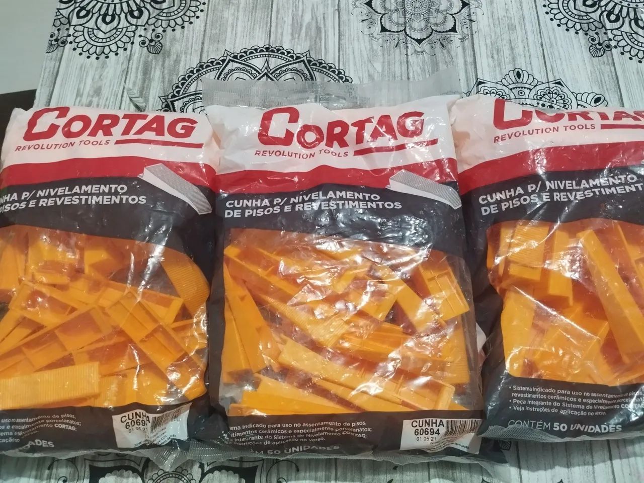 Cunhas para Nivelamento de Piso - Cortag 60694 - 50 unidades - Foto 3
