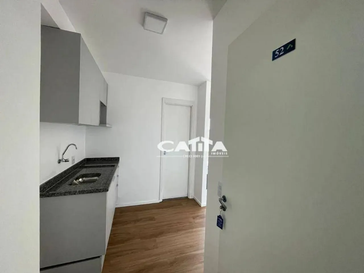 Apartamento tipo Studio, Semi Mobiliado para locação - Próximo ao Metrô Vila Prudente.
