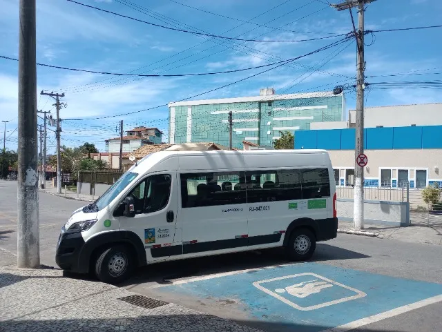 Van 15 Passageiros Locação Eventos Viagens