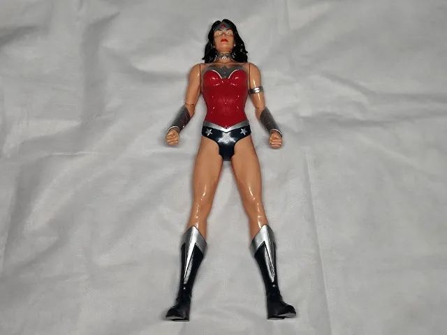 Boneco Mulher maravilha DC Comic Fala Frases (Leia o Anuncio)