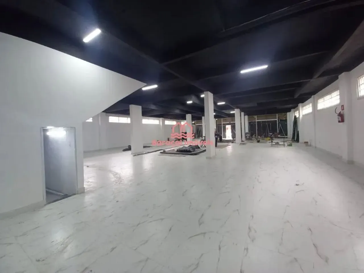 Salão para alugar, 450 m² por R$ 25.000/mês - Vila Tupi - Praia Grande/SP