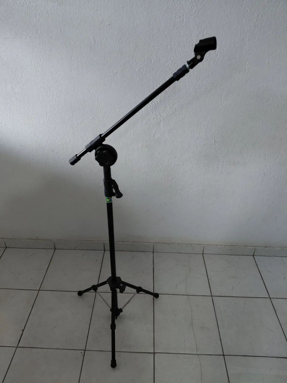 Pedestal de microfone profissional 