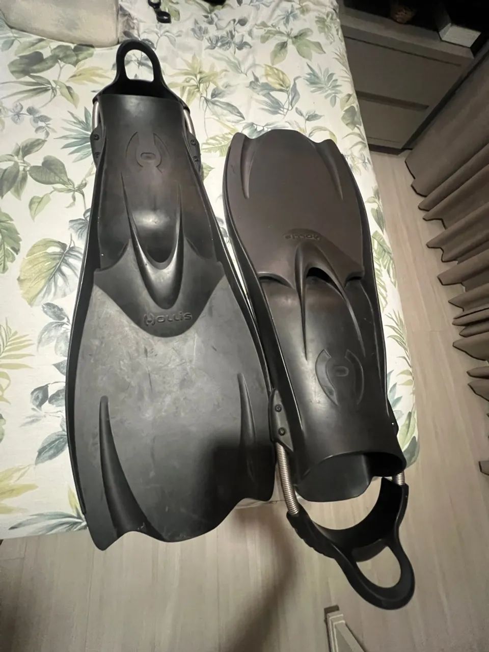 Nadadeira Hollis F1 com máscara e bota