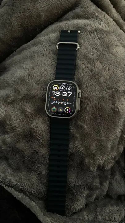 Apple Watch Ultra 49mm Titanium