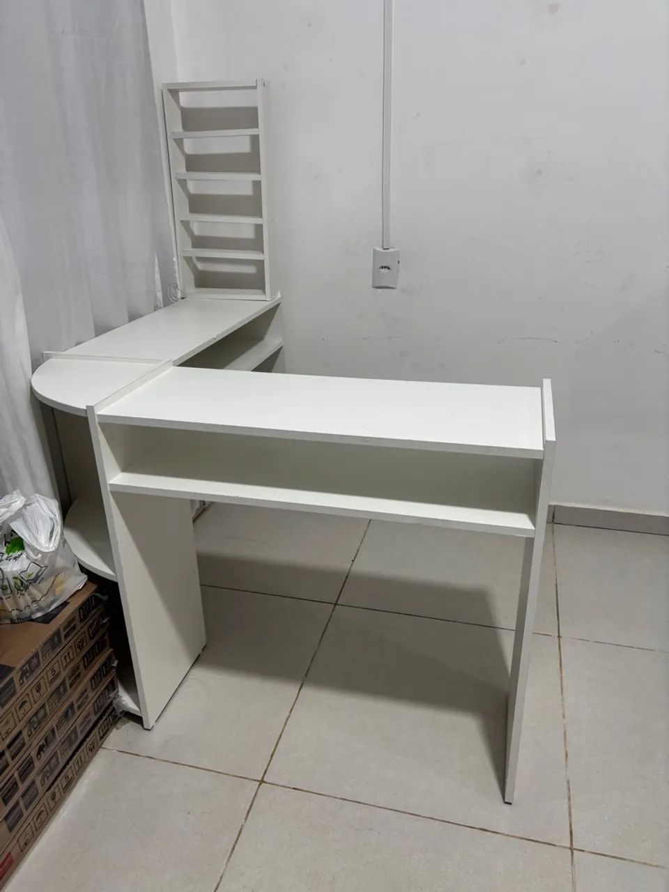 Mesa de manicure, espelho e bancada - Foto 4