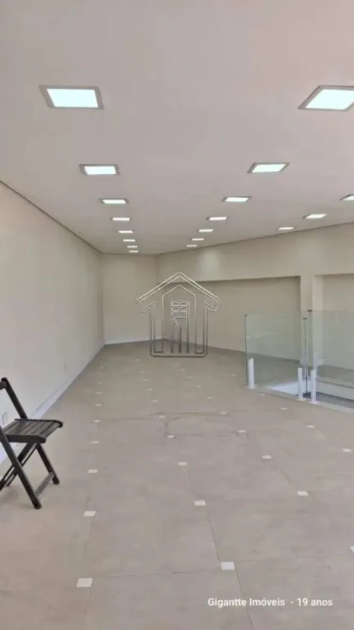 Salas Comerciais para Locação, 1 dorm(s), 1 vaga(s), 180 m². Excelente oportunidade!