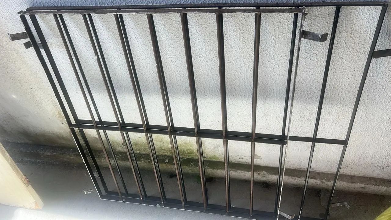 1 Pega ladrão Janela64840815697795120