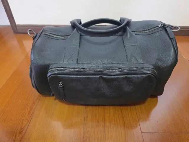Bolsa de viagem em couro legítimo da marca Oriba