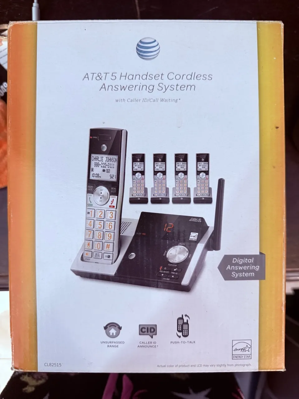 Telefone sem fio com 5 aparelhos, carregadores, baterias NOVO