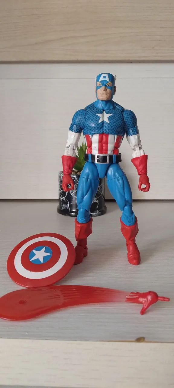 MARVEL Legends Capitão América (Vintage) - Foto 3