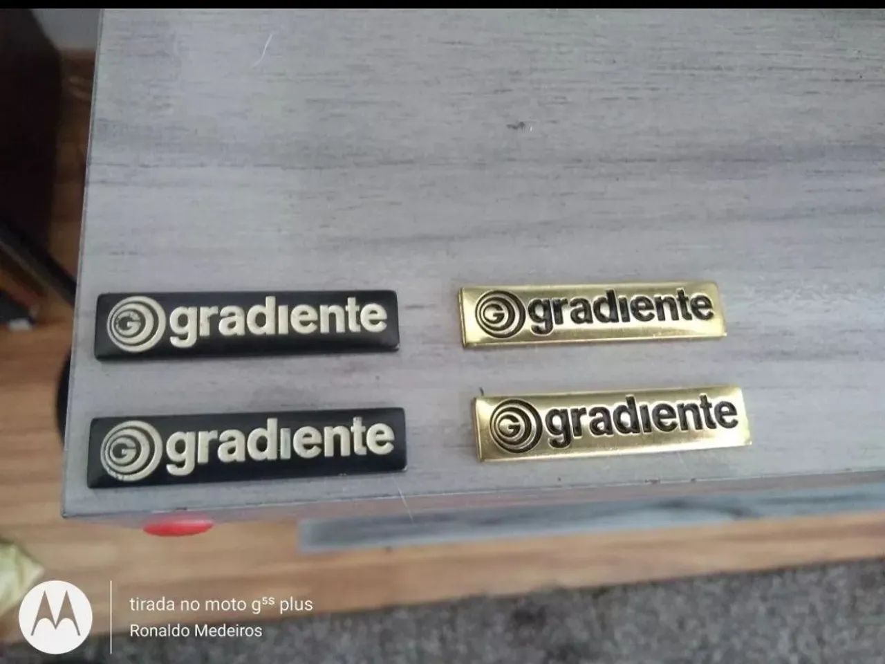 Emblemas Gradiente Vintage - Colecionador