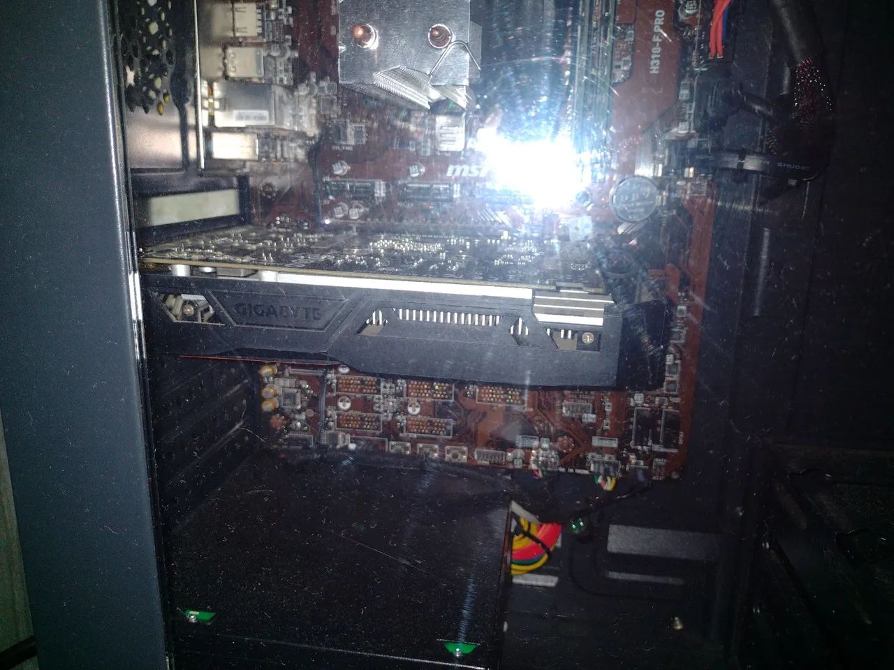 Placa de Vídeo 1050 2gb