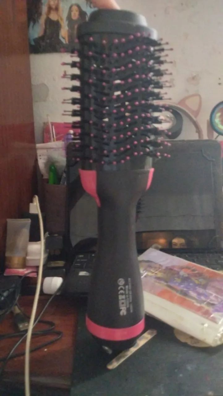 Escova modeladora( ler descrição)