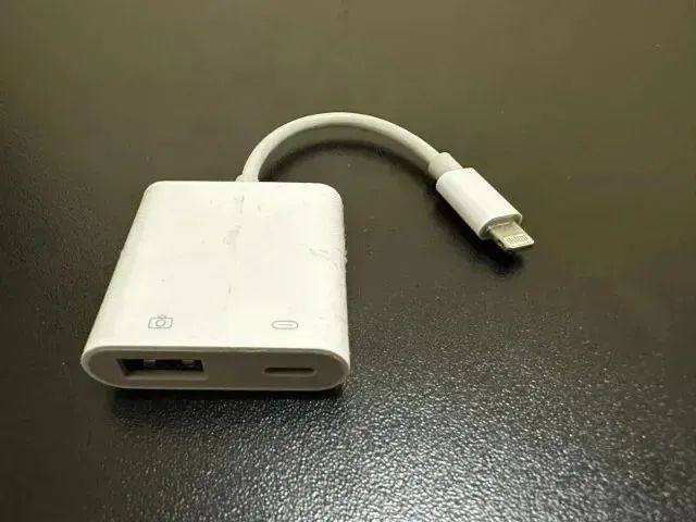 Fifine AM8 acompanha: Braço Articulado e Adaptador para iPhone - Foto 5