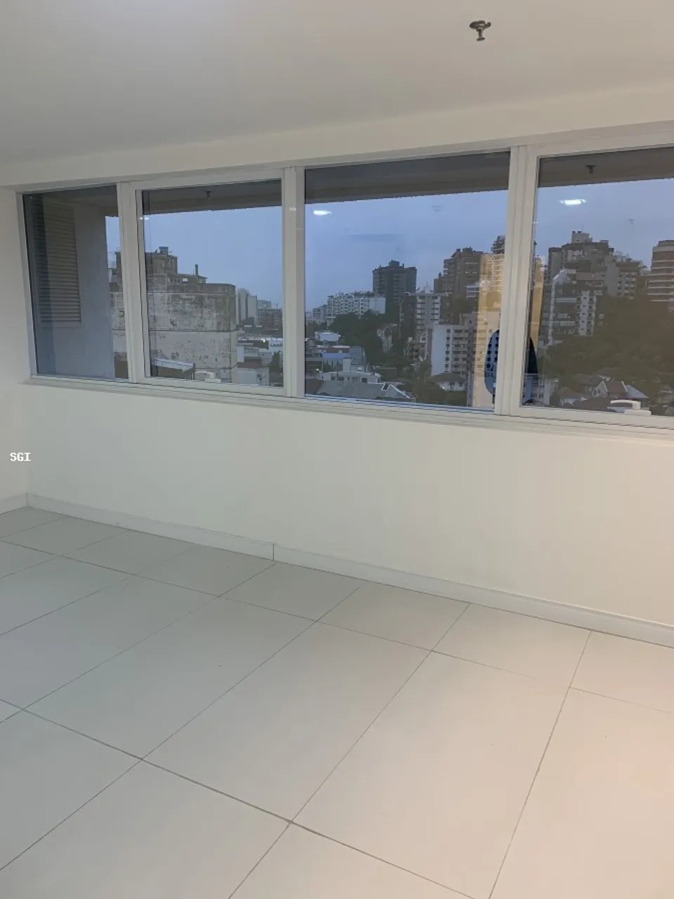 Sala Comercial para Venda em Porto Alegre, Independência