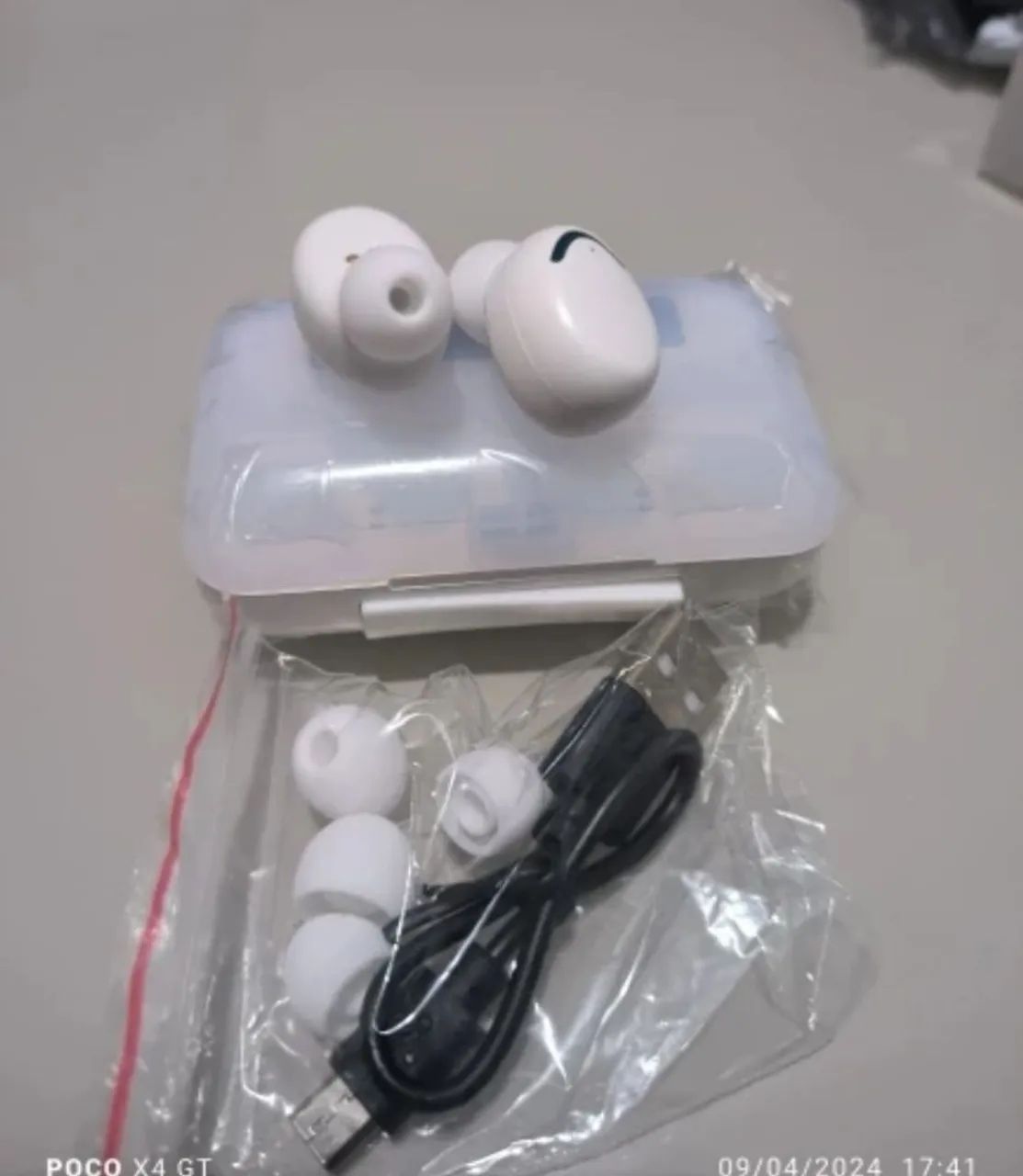 FONE BLUETOOTH COM CAIXA DE CARREGAMENTO.  - Foto 4