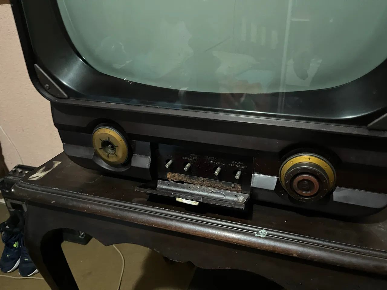 televisão valvulada antiga da marca Admiral - Foto 3