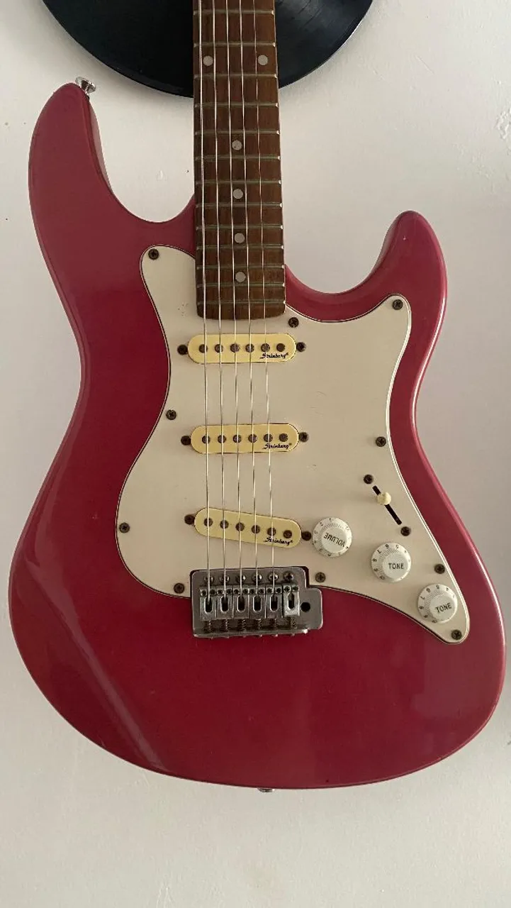 Guitarra Strinberg Vermelha