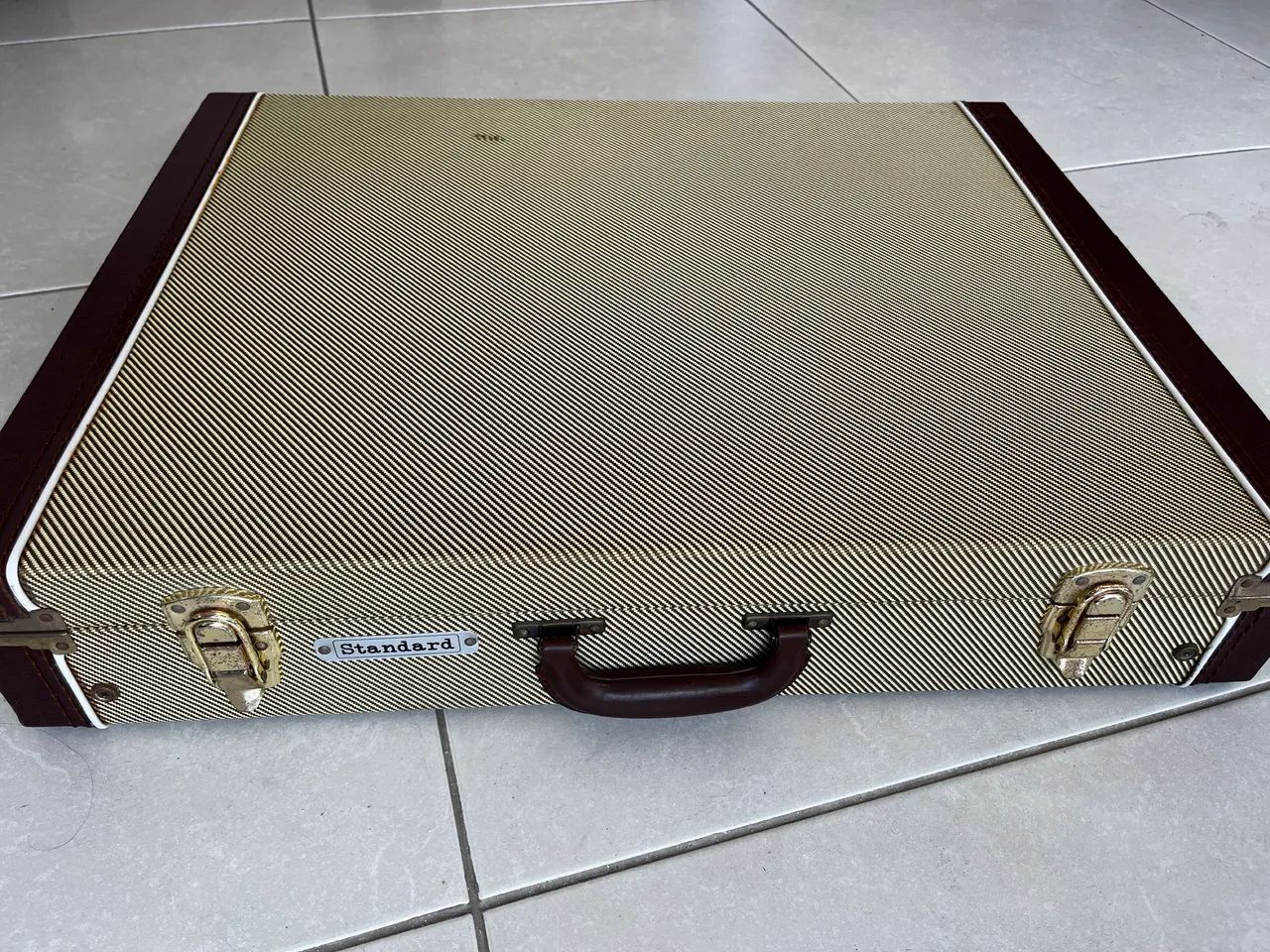 Rack suporte de chão para instrumentos musicais