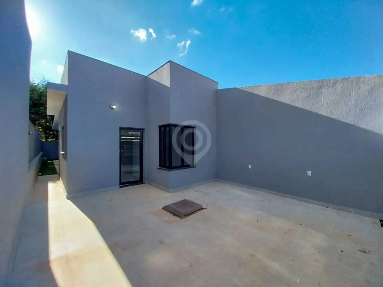 Casa de rua : / Residencial / Loteamento Quinta Da Boa Vista