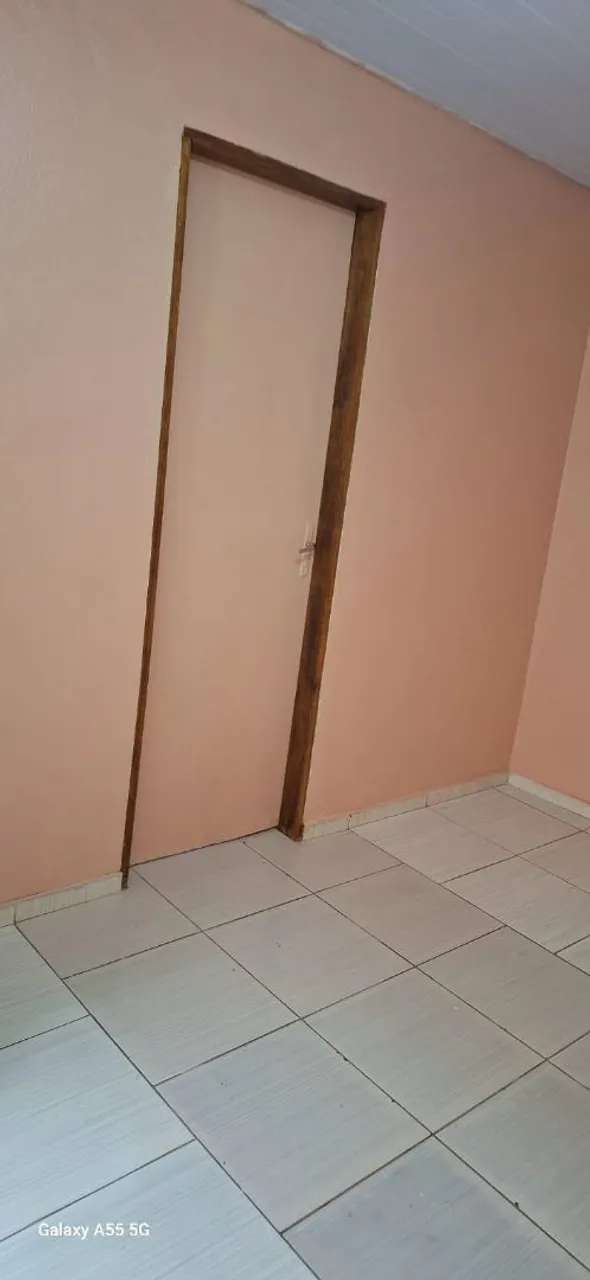 Aluga se uma casa