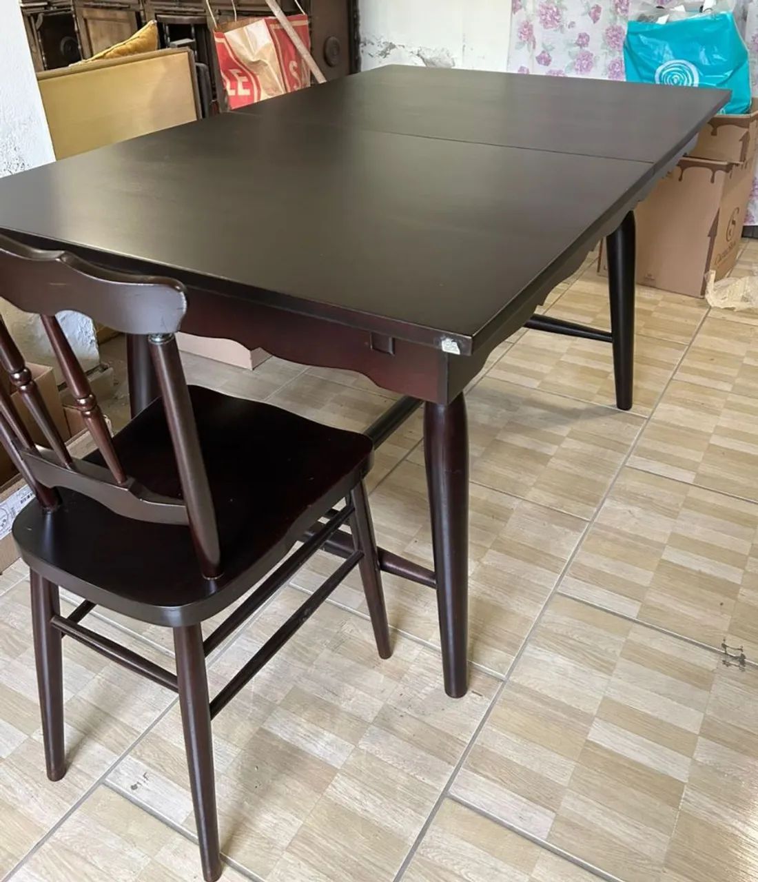 Mesa de Jantar Extensora com 6 cadeiras.  - Foto 5