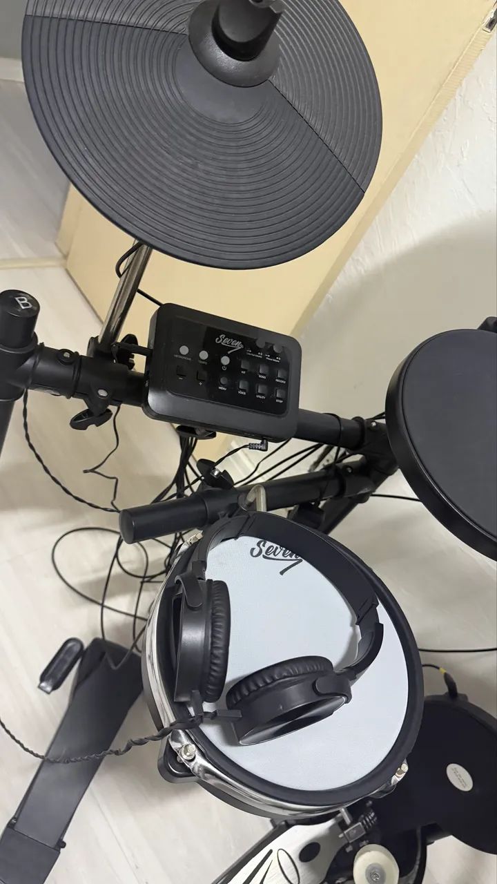 Bateria eletrônica Seven SD 7000 perfeita! - Foto 4