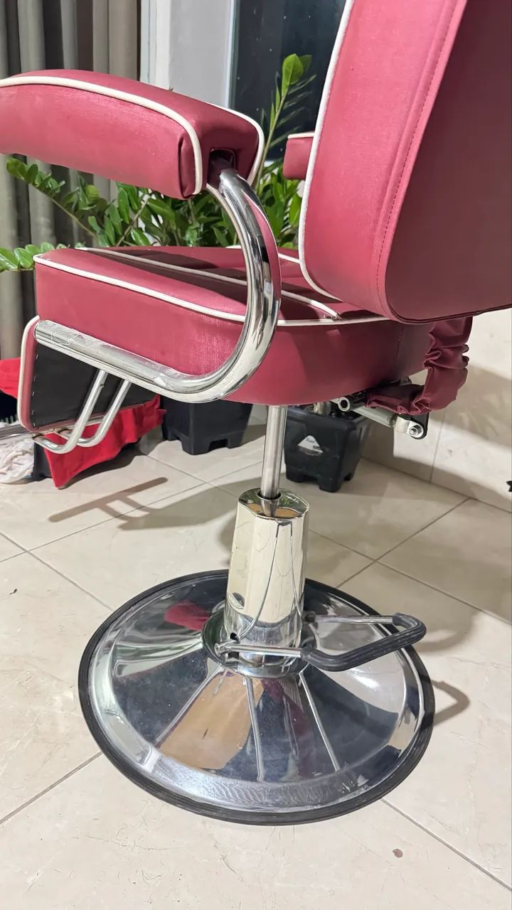 Canseira De Barbearia Reclinável  - Foto 4