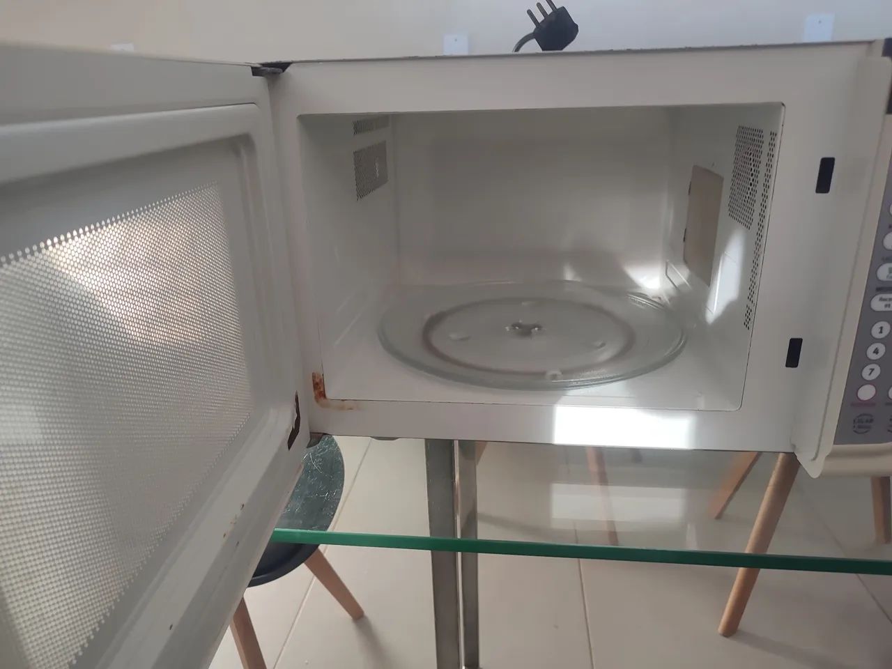 Microondas Eletrolux MEF41 COM DEFEITO - Foto 2