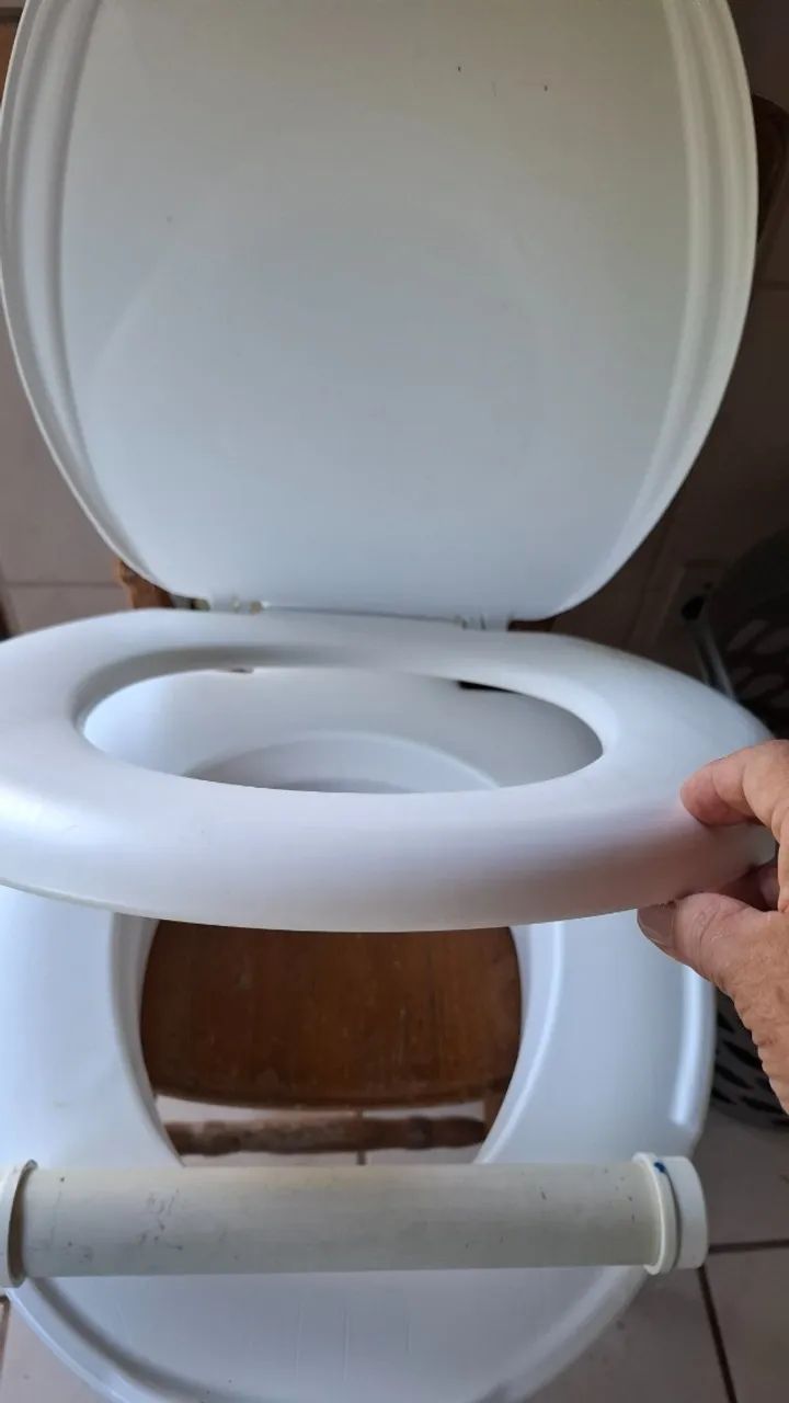 Assento para vaso sanitário 