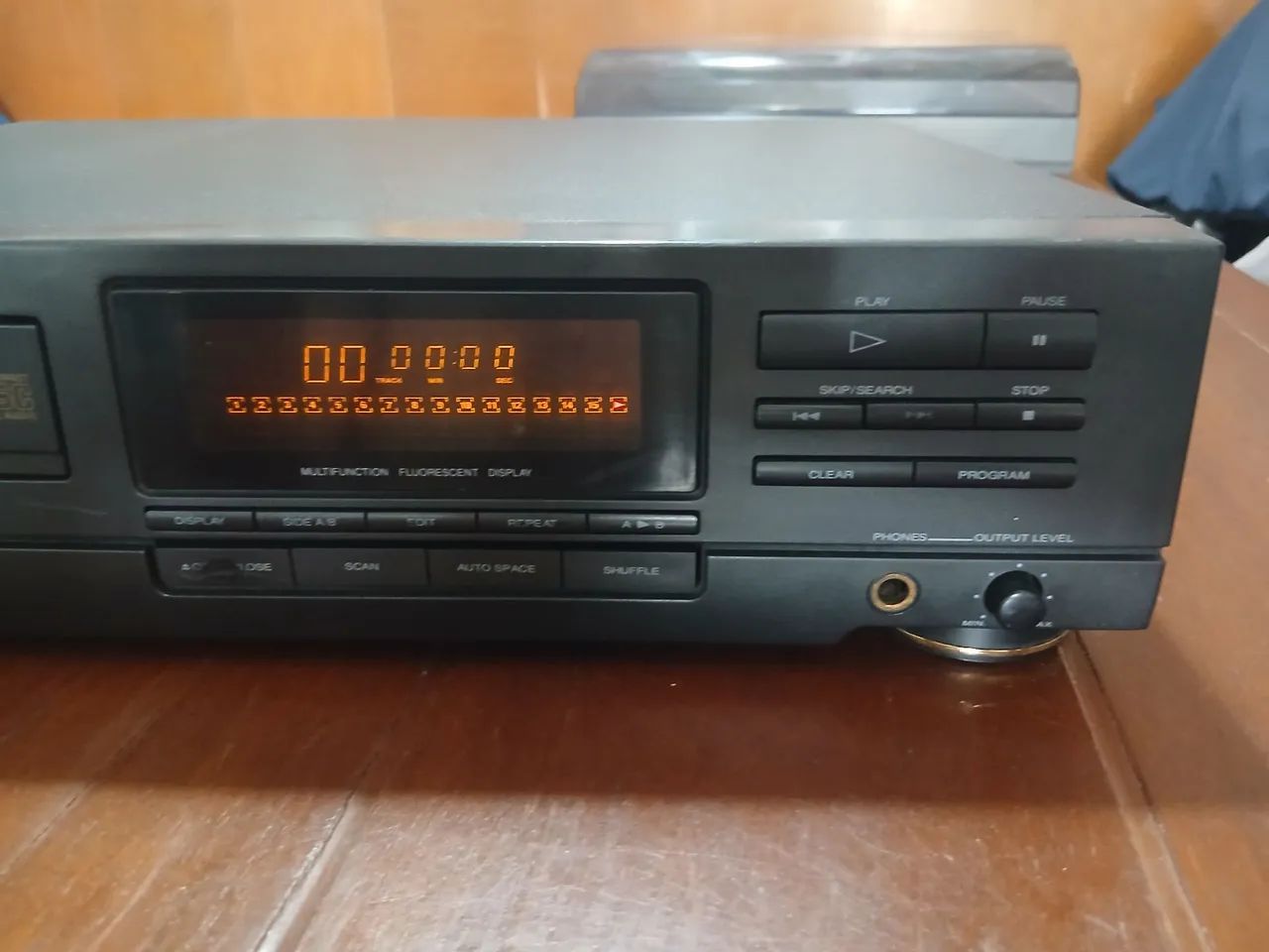 Aparelho CD Gradiente CDP4000  - Foto 3