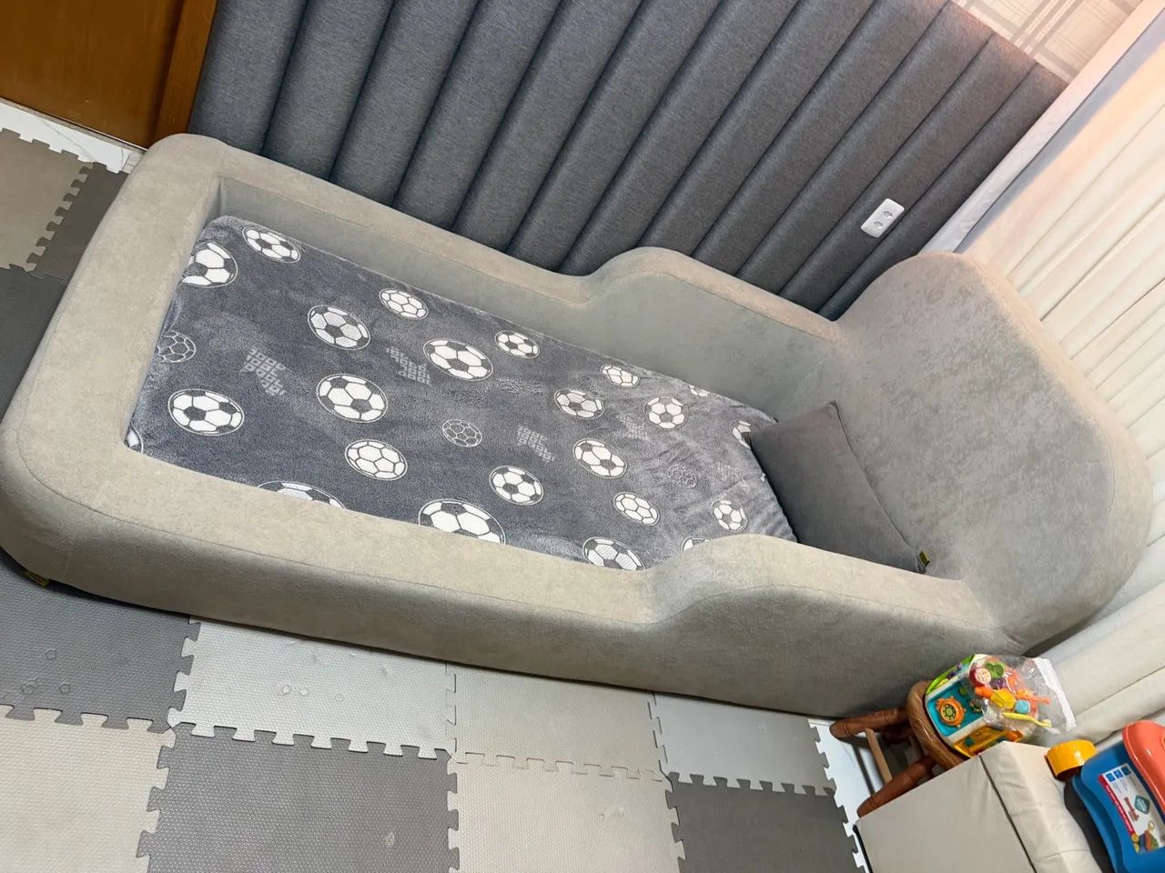 Cama Montessoriana Solteirão com colchão  - Foto 2