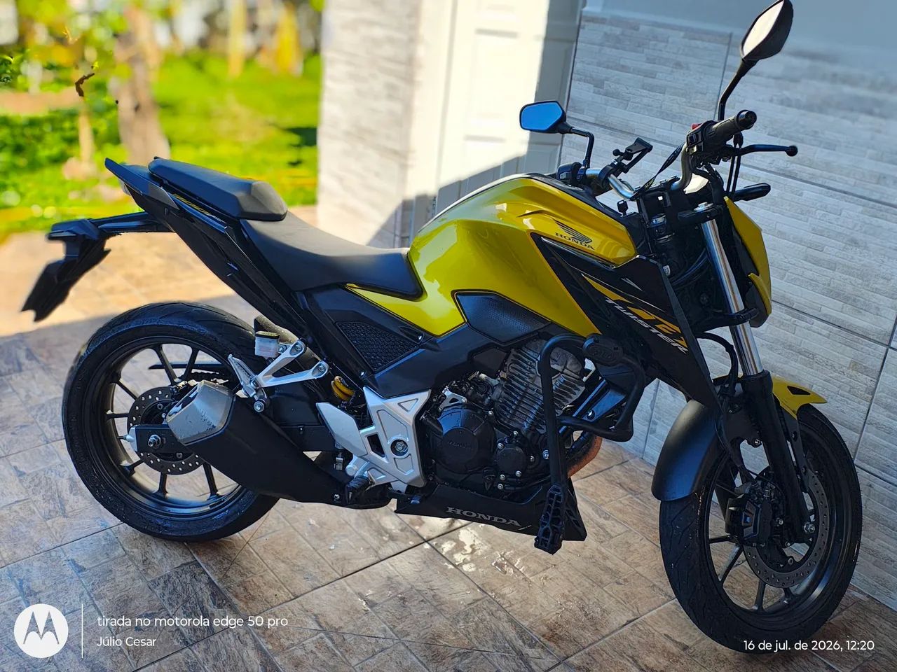 A venda cb300F ano 2024