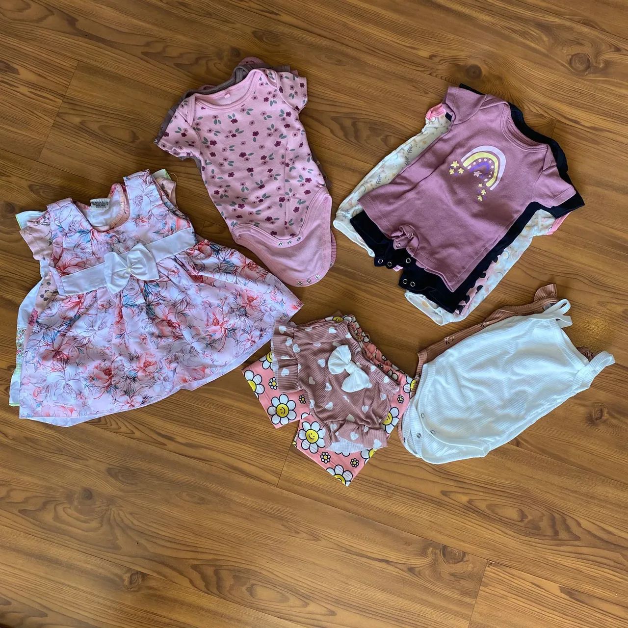 Lotinho de Roupas de Menina 3 - 6 meses