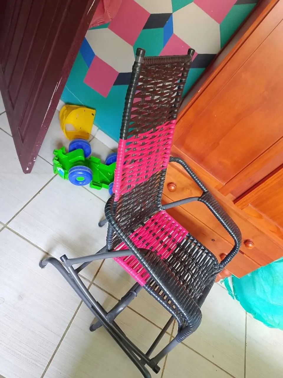 Vendo cadeira infantil nova 