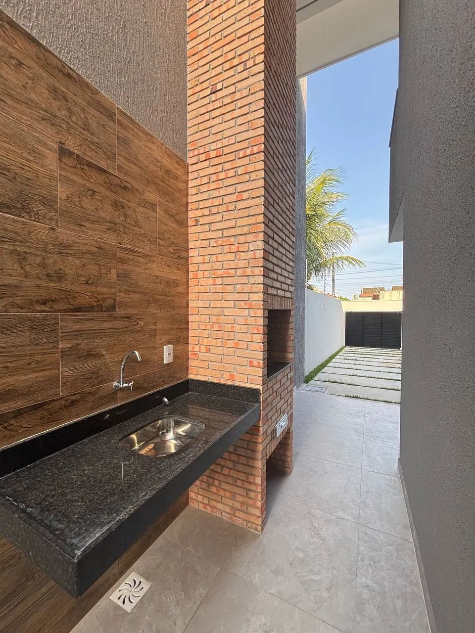 DUPLEX MODERNO E NOVO, com excelente padrão e pronto para morar! Posição nascente, próx. E - Foto 5