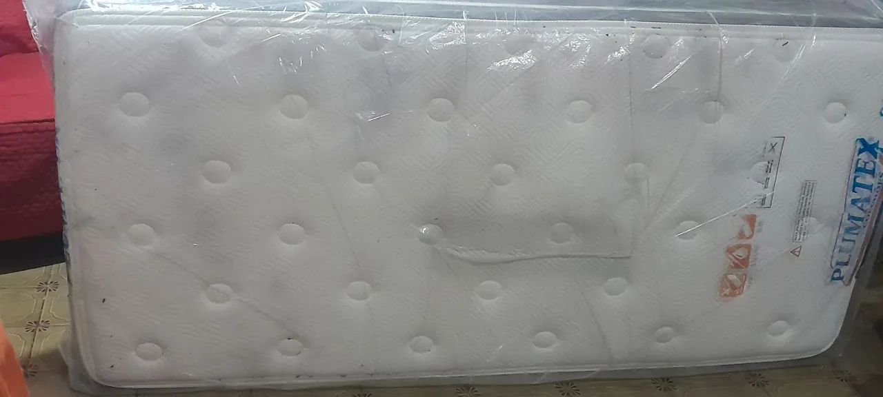 Vendo colchão de solteiro  - Foto 4