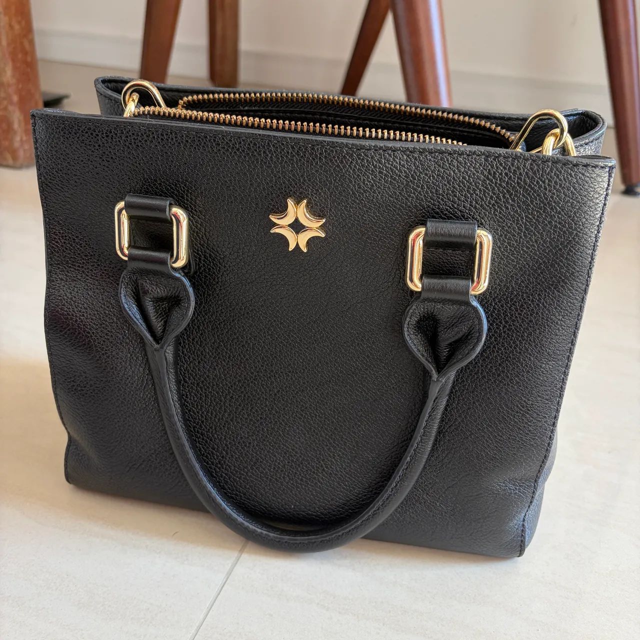 Bolsa Luz da Lua em couro preta