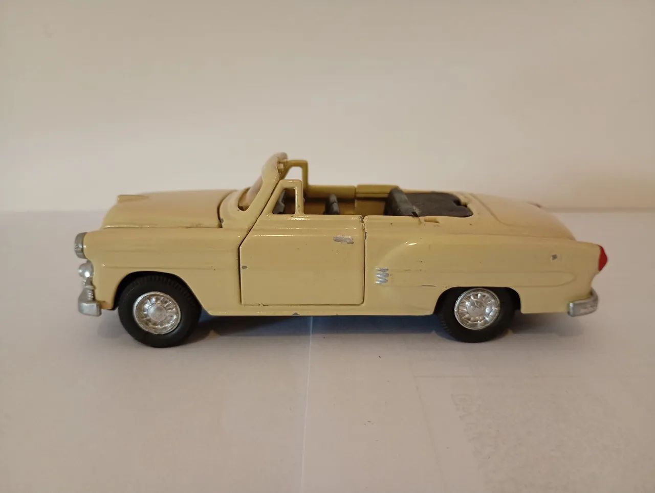 Welly - Miniatura Chevrolet Belair  - Foto 2