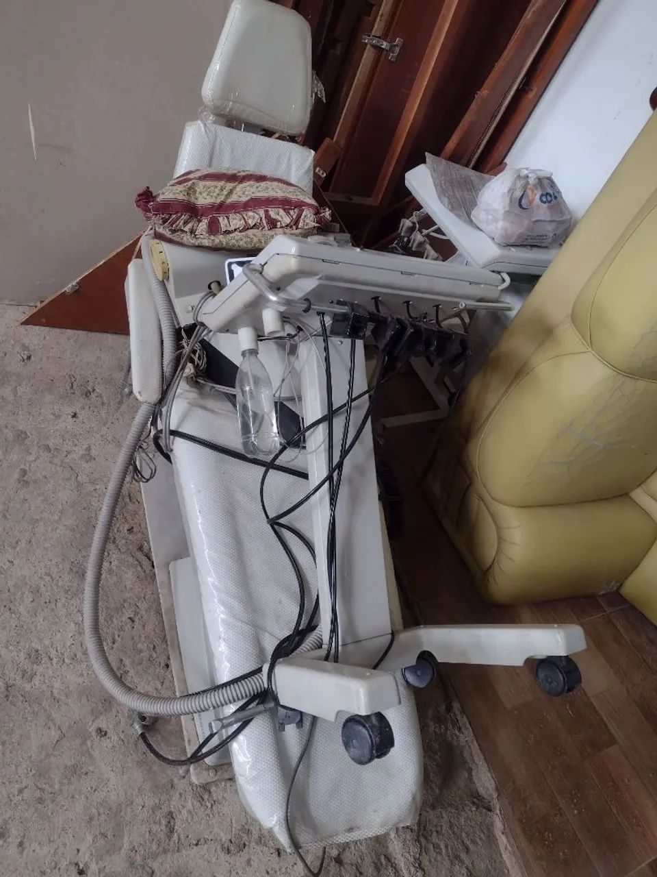 Cadeira elétrica completa para dentista  - Foto 5