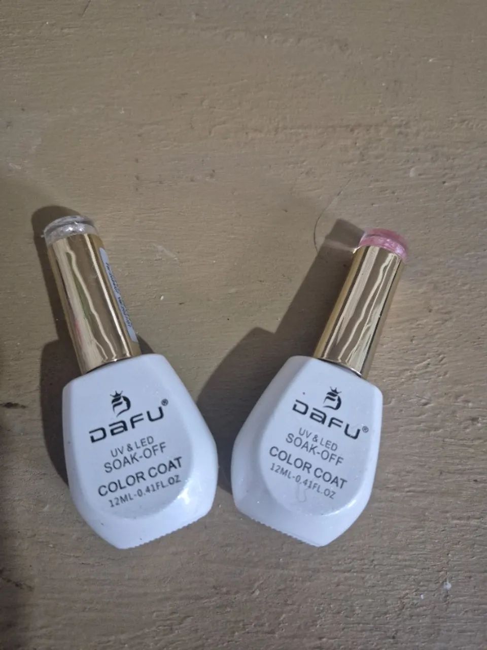 Esmalte em gel, e magnéticos.  - Foto 2