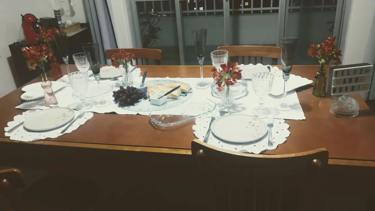 Mesa de Jantar Tok&Stok 180 x 90 cm - Foto 3