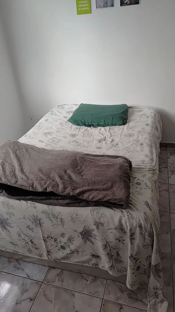 Cama casal com colchão + Box Baú 