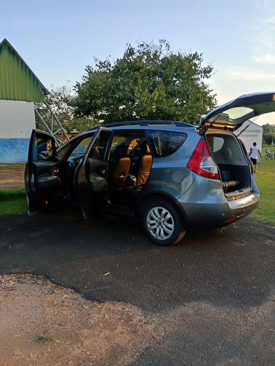 JAC J6 2.0 16V 5P Mec. 2012 - Foto 5