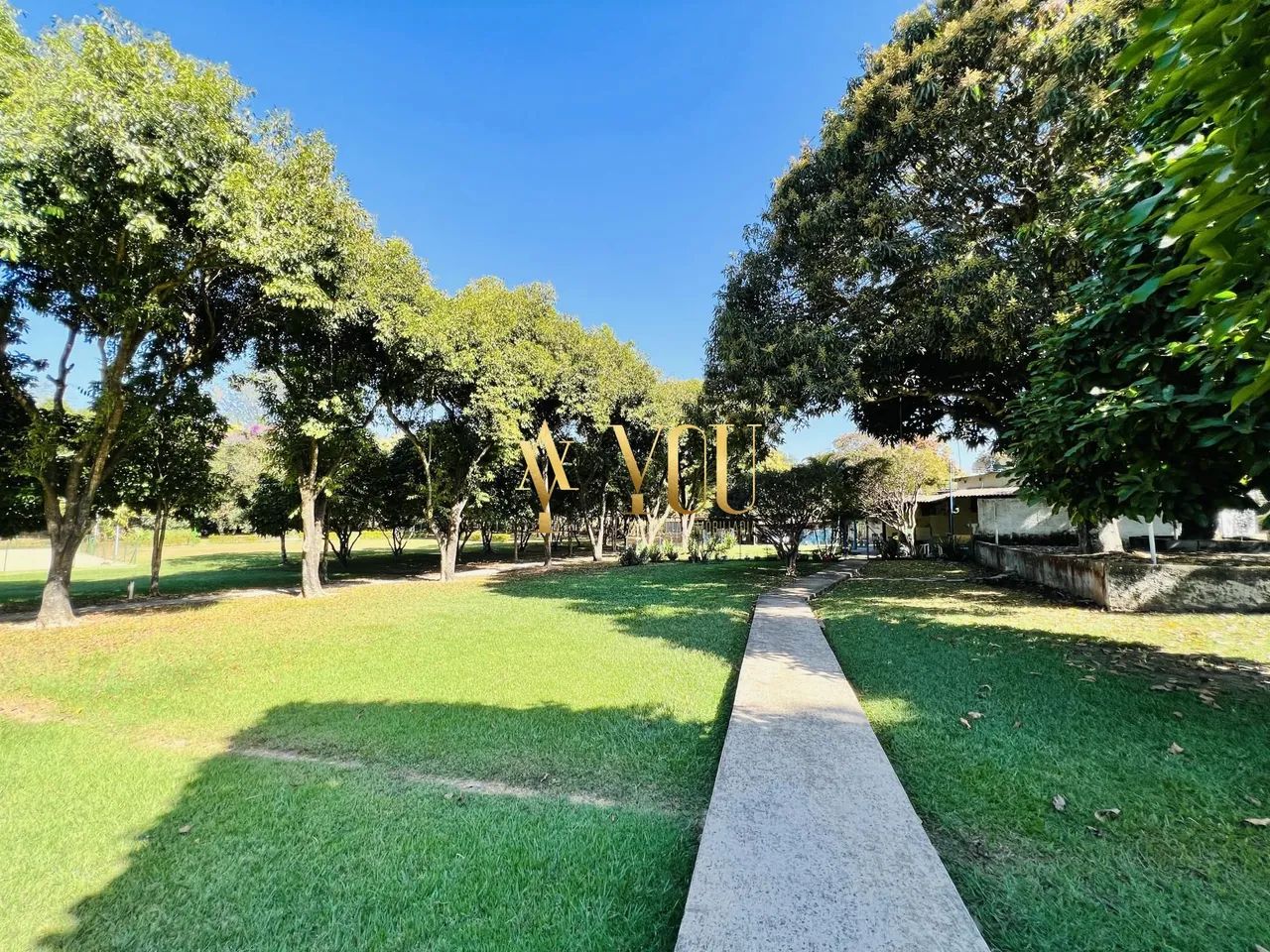 Descubra seu próprio paraíso! Clube Espetacular a Venda nos Jardins Helvécia - U