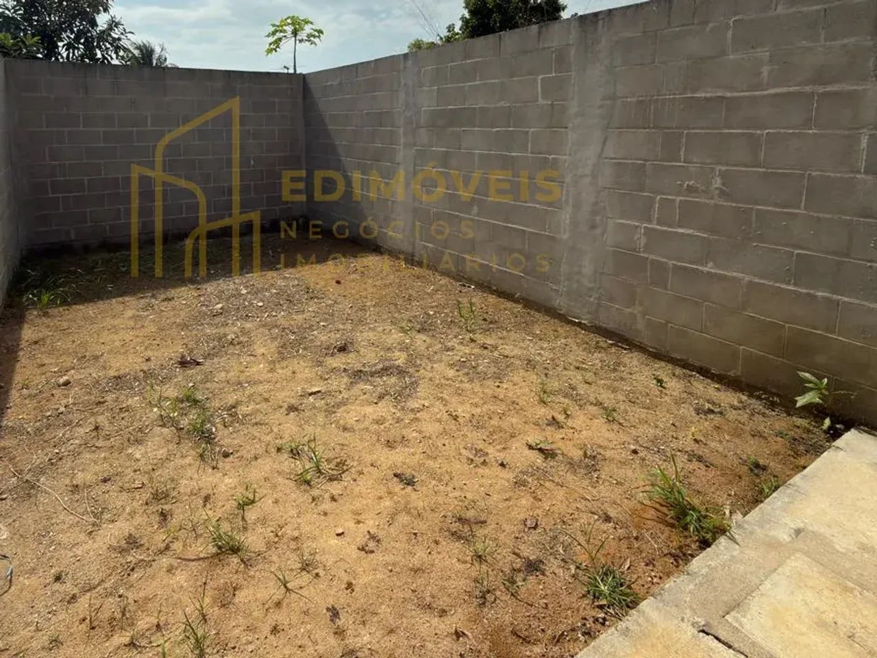 Exclusiva casa duplex com 2 suítes e quintal em São Francisco! - Foto 3