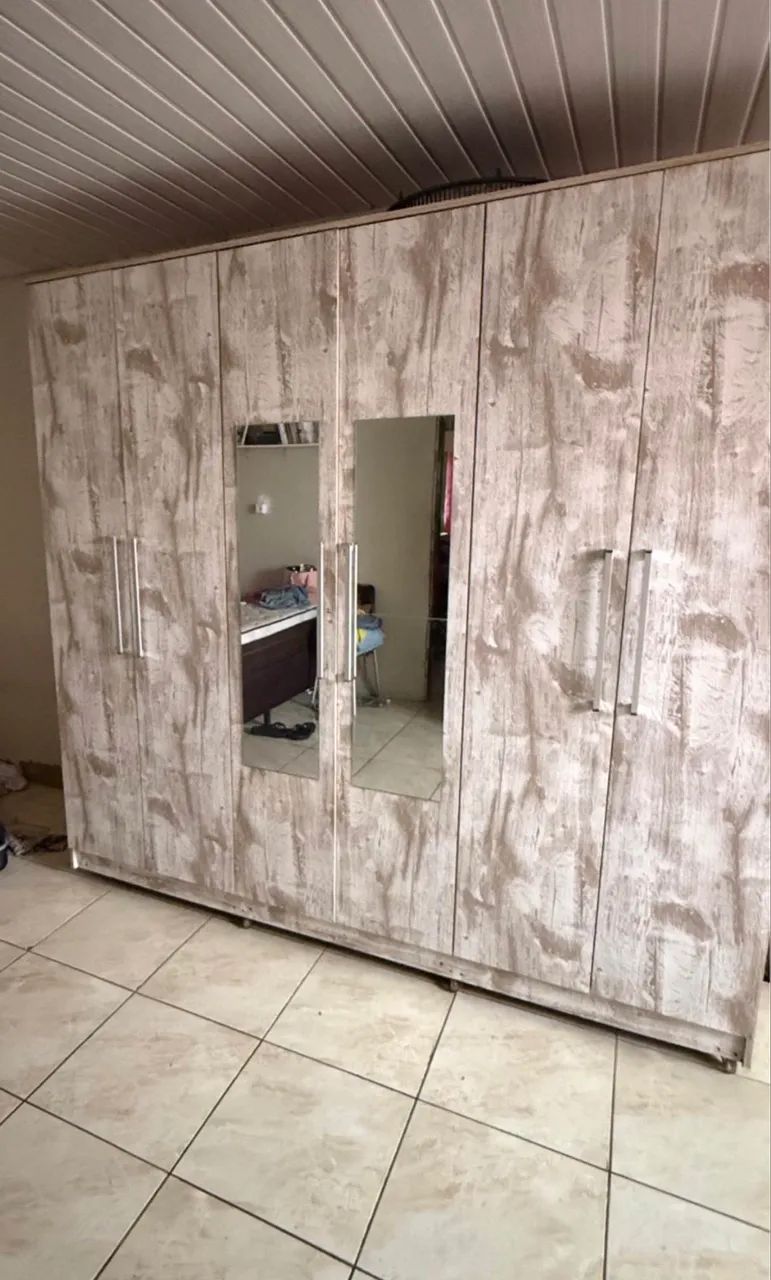 Guarda Roupa de 6 portas - Foto 2