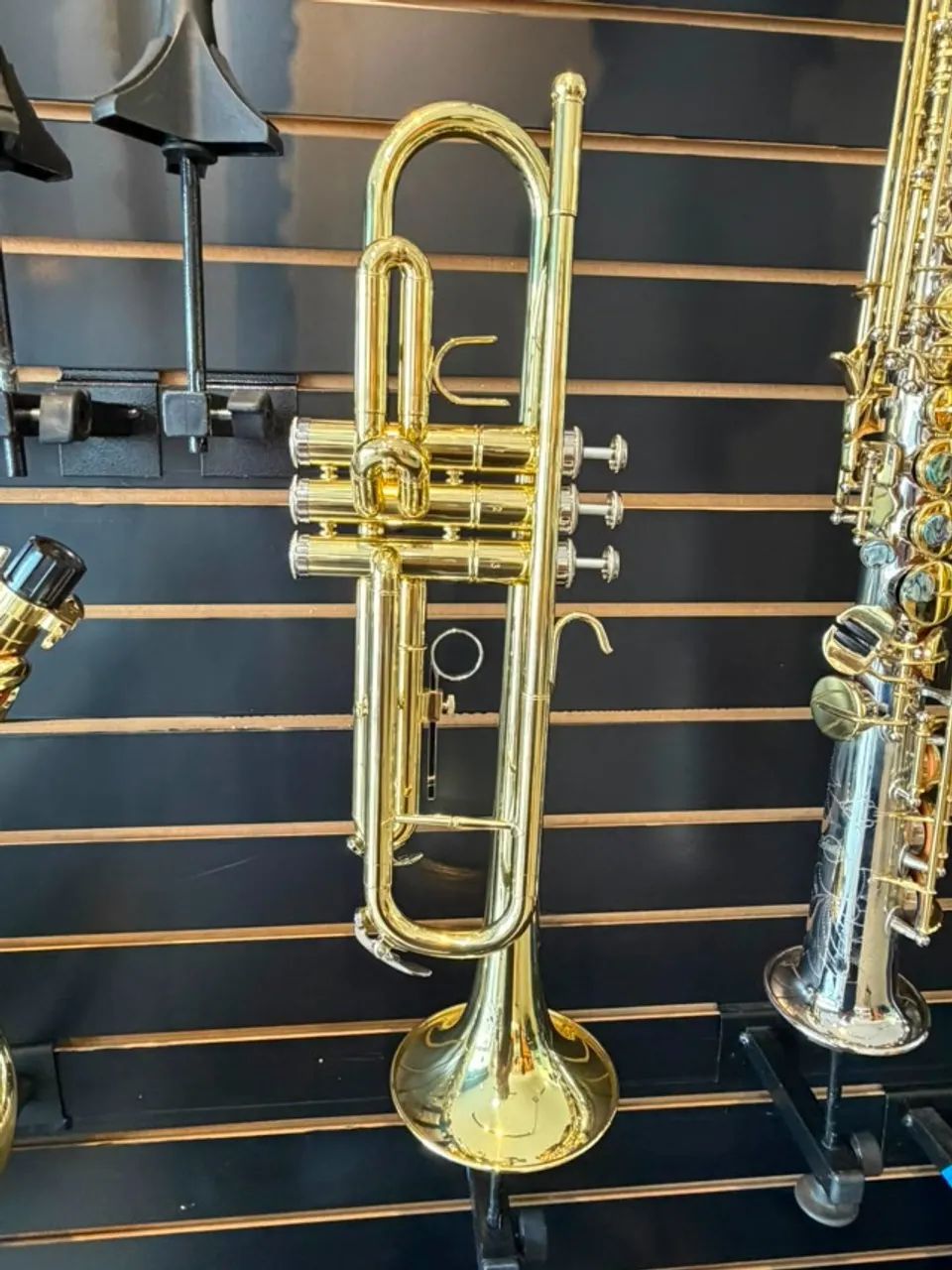 TROMPETE HARMONICS LAQUEADO SIB