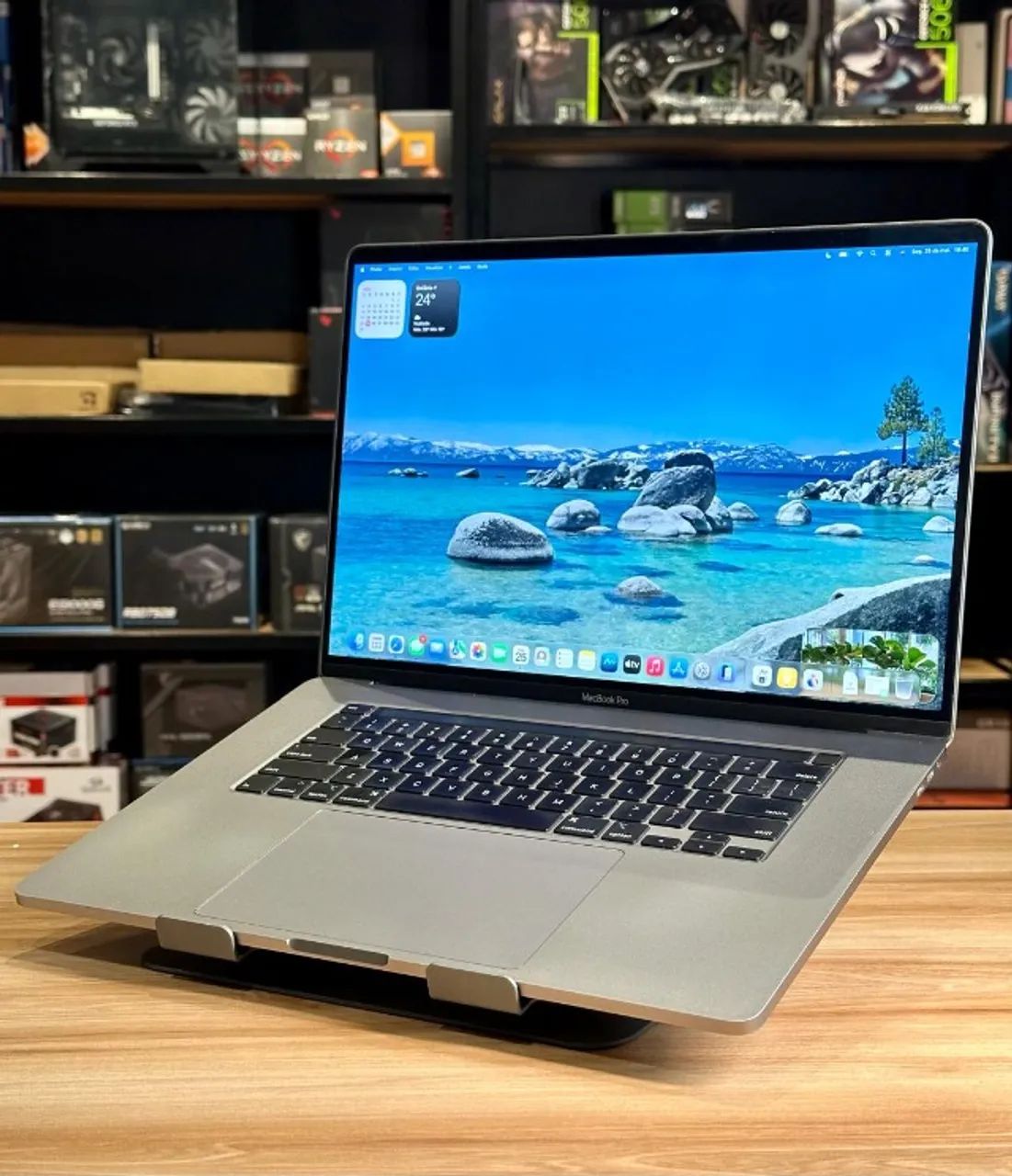 Macbook pro 16 polegadas 2019 i7 / 16gb - Seminovo (Loja Fisica