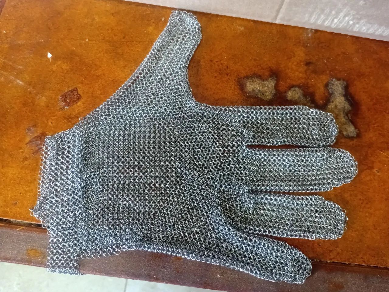 Luva de aço  - Foto 2